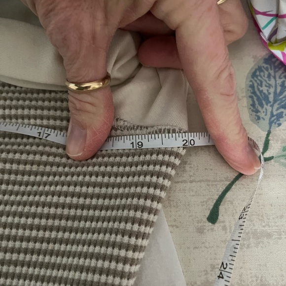 Columbia Thermal Hoodie- NWOT - Picture 7 of 9